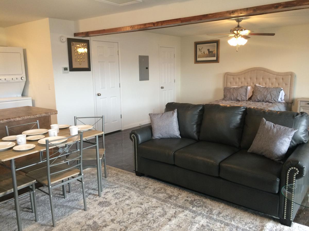 Anchor Inn And Suites Jamestown Экстерьер фото